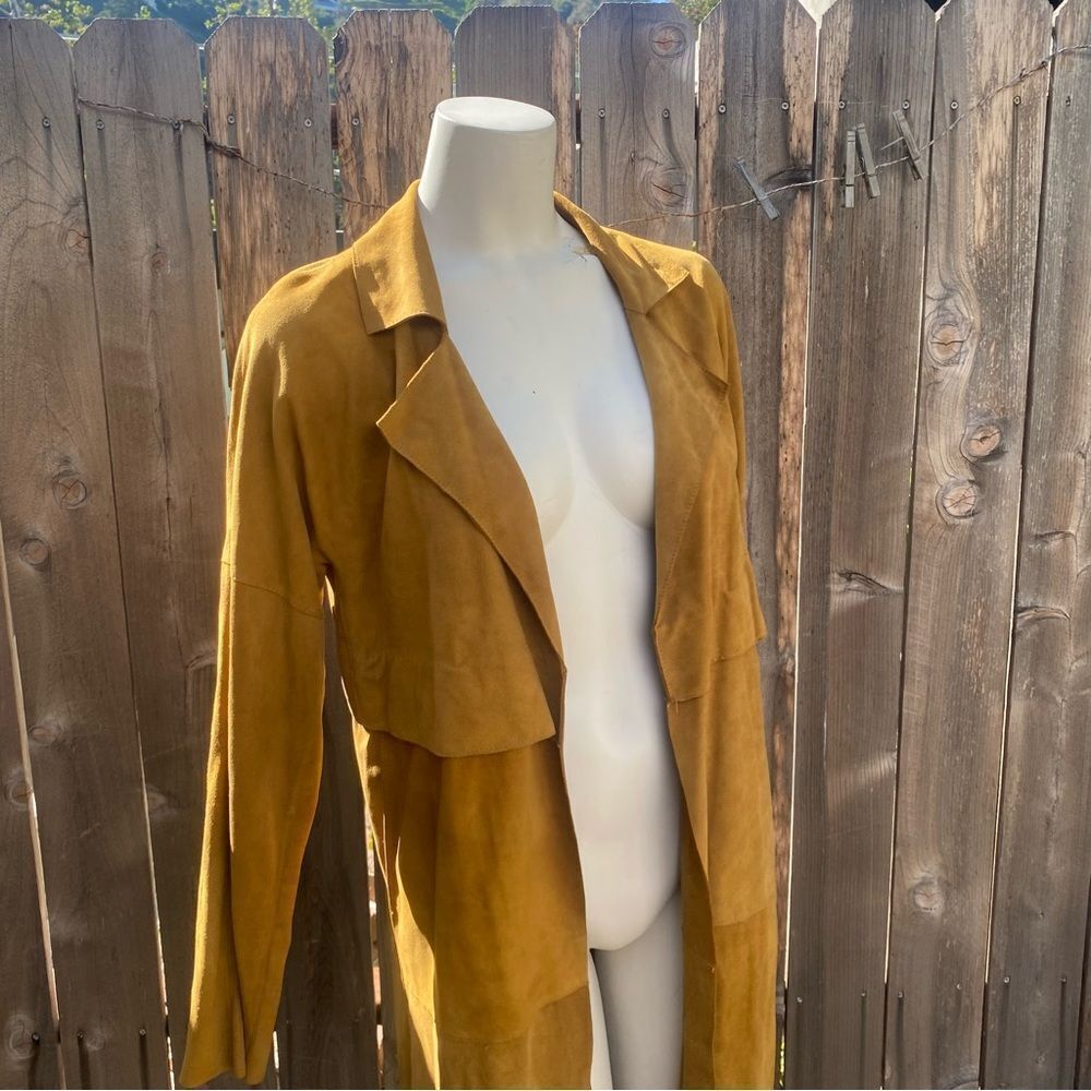 Linea Pelle suede trench camel small 
Size: S - Picture 10 of 16